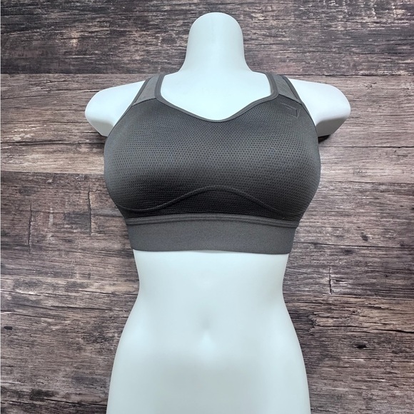 Gymshark Gray Performance Sports Bra Womens Size XS - Picture 1 of 7